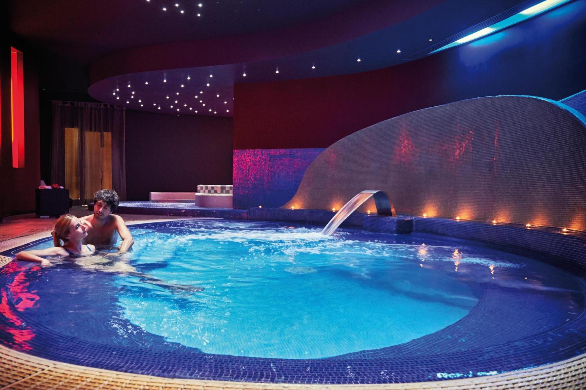Riva Marina Resort - Cdshotels Каровіньйо Екстер'єр фото
