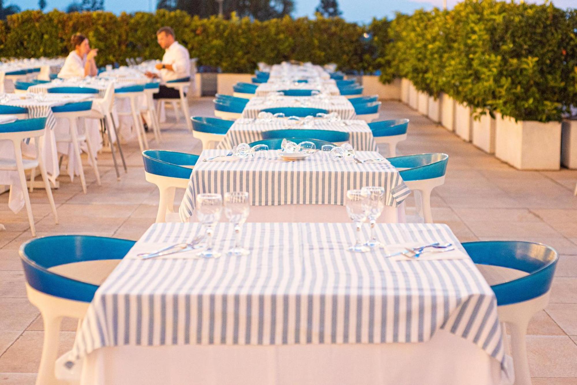 Riva Marina Resort - Cdshotels Каровіньйо Екстер'єр фото