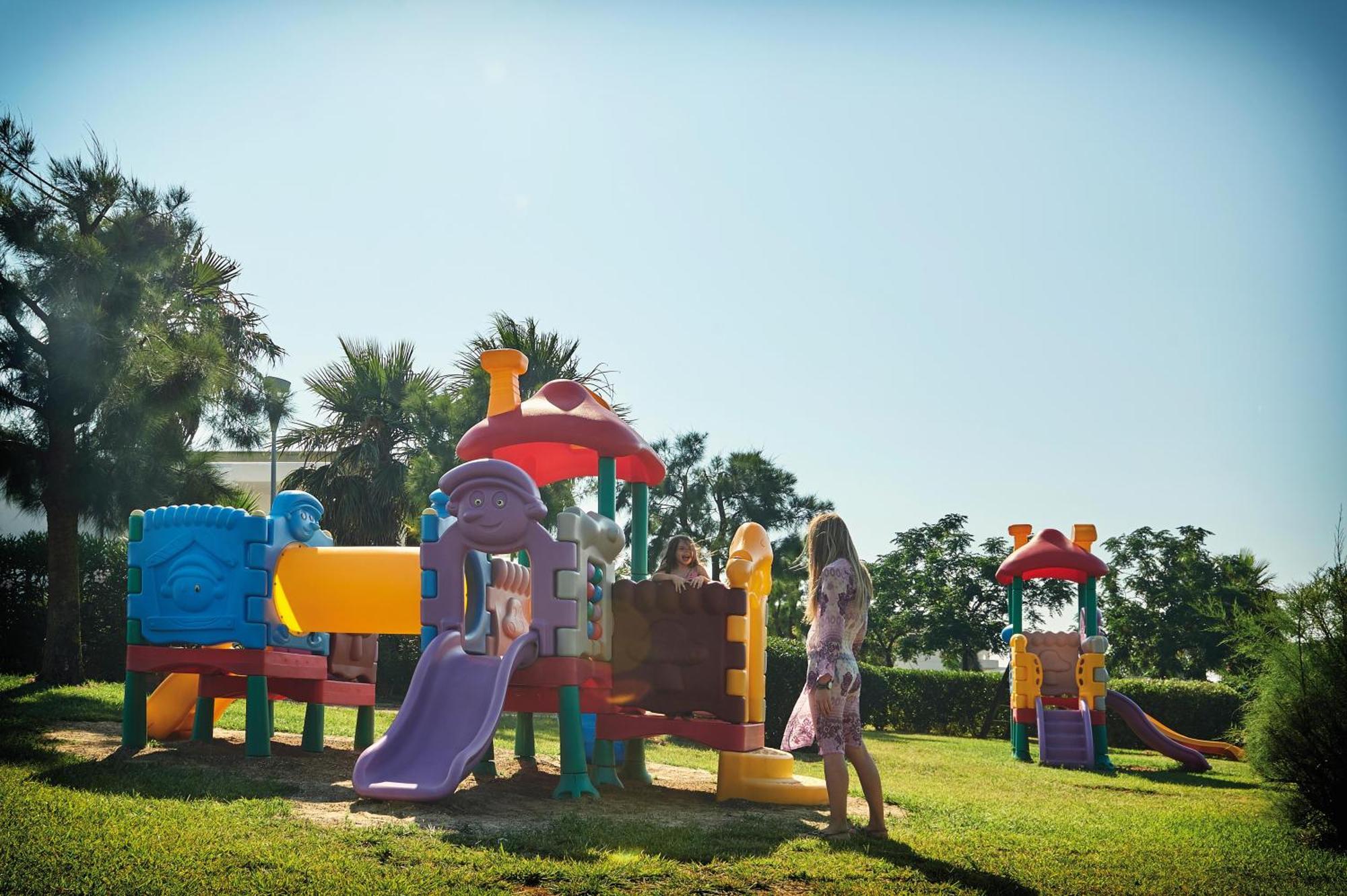 Riva Marina Resort - Cdshotels Каровіньйо Екстер'єр фото