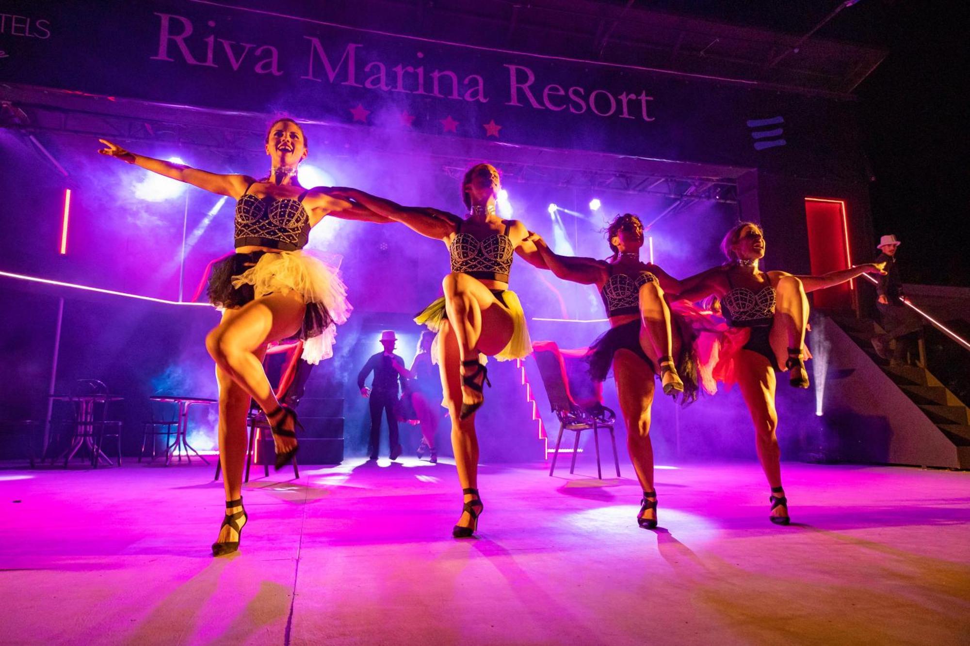 Riva Marina Resort - Cdshotels Каровіньйо Екстер'єр фото