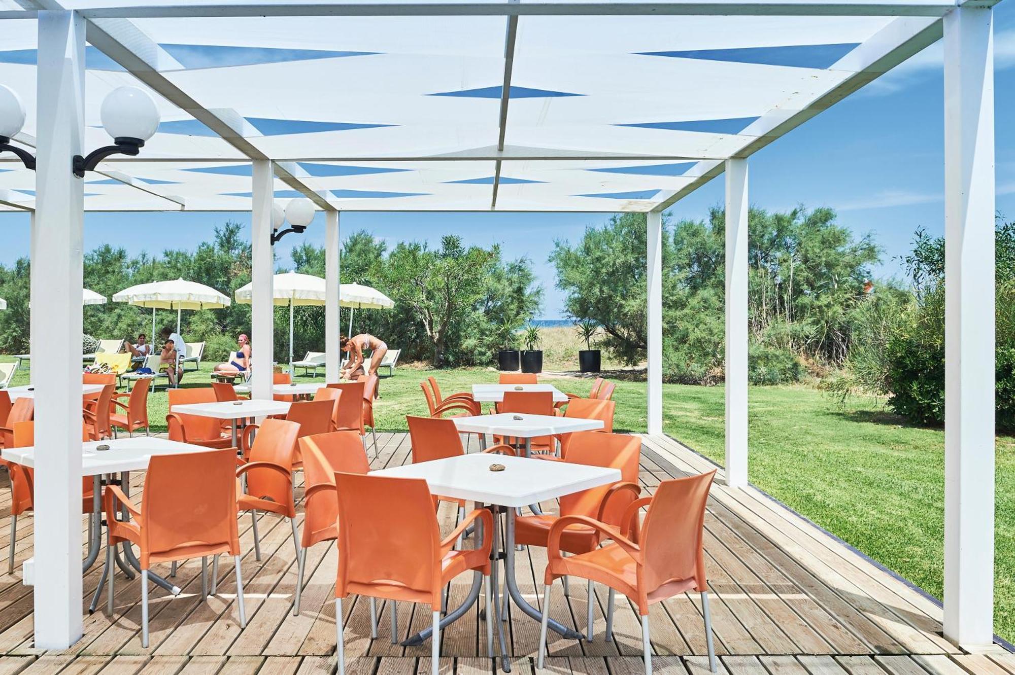 Riva Marina Resort - Cdshotels Каровіньйо Екстер'єр фото